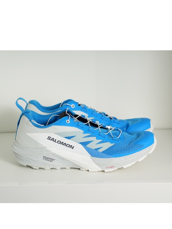 Athletic_Shoes